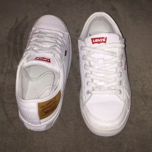 Boys white gently worn Levi’s casual tennis shoes